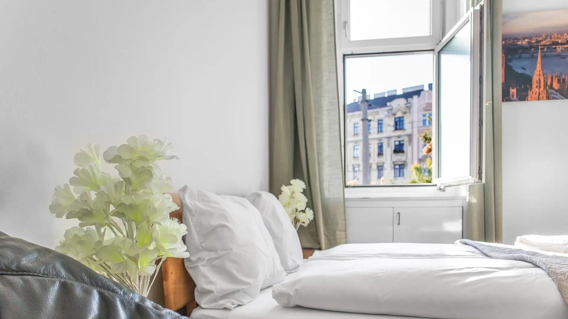 Cozy 1Br Apt Near Millenium Tower & Danube River Vienna