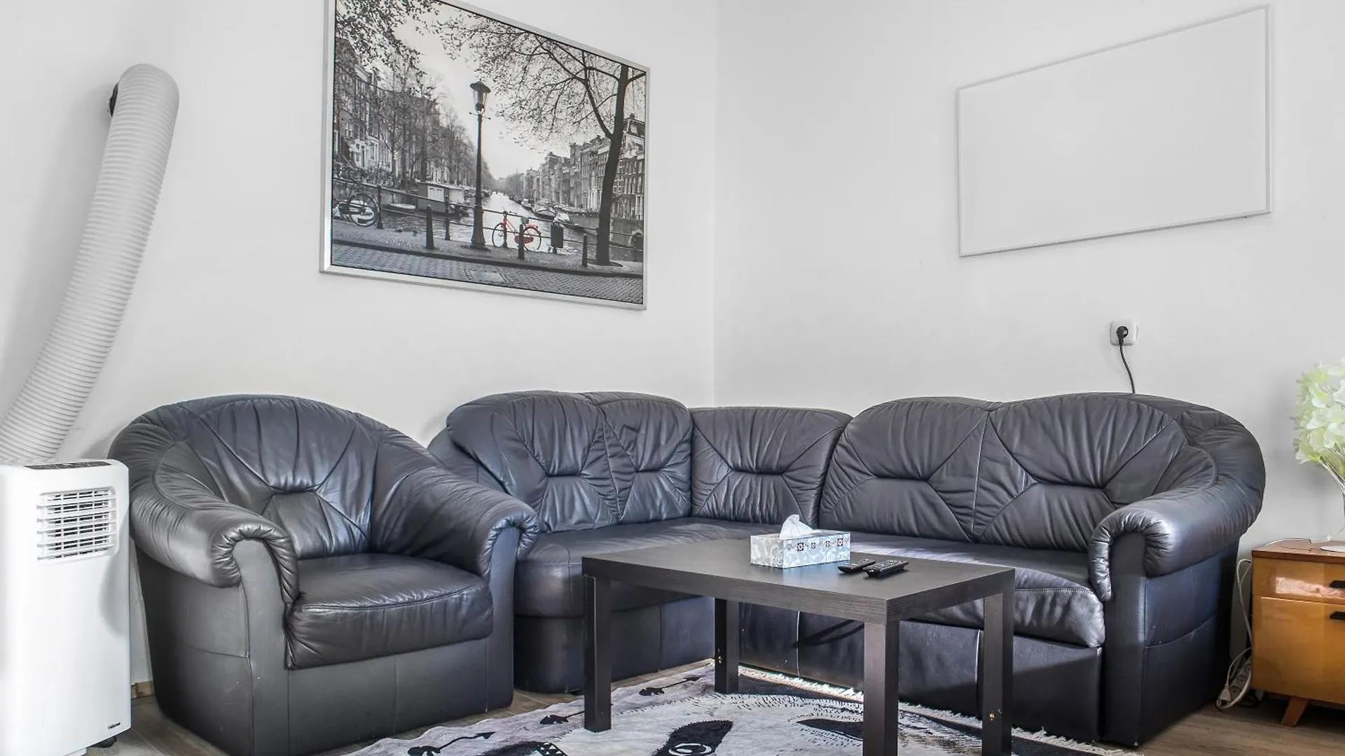 Cozy 1Br Apt Near Millenium Tower & Danube River Vienna