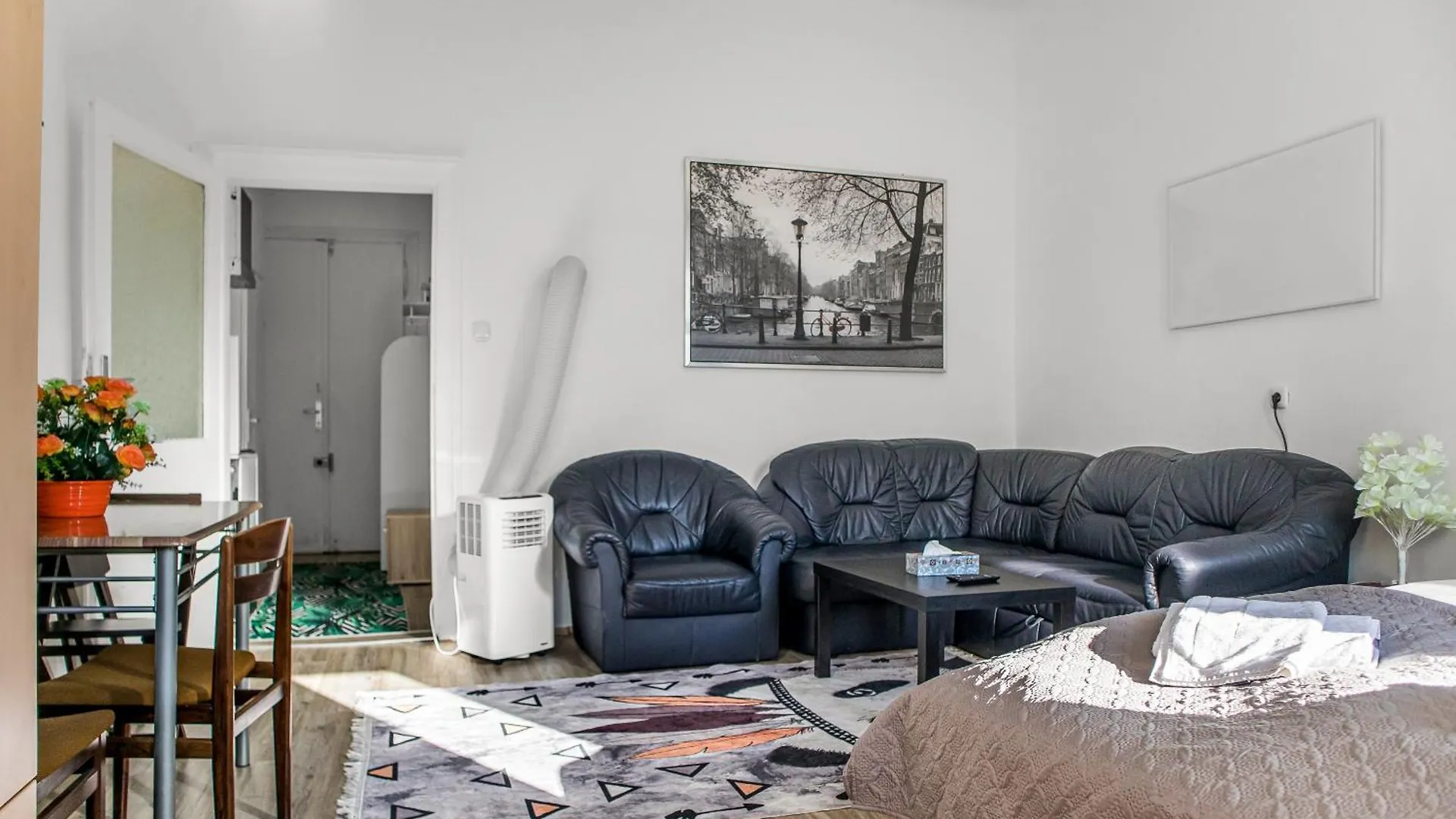 Apartment Cozy 1Br Apt Near Millenium Tower & Danube River Vienna